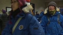 Touristes chinois à Yellowknife dans les TNO