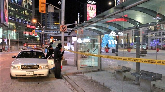 الشرطة  عثرت على رجل فارق الحياة  بسبب البرد القارس في كشك انتظار الباص في تورونتو