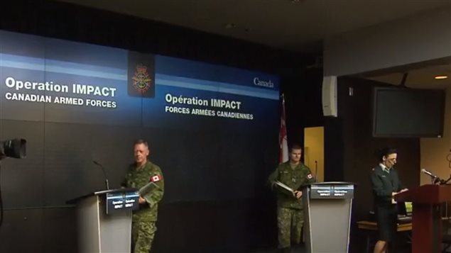 Conferencia de prensa del ejército canadiense ayer.