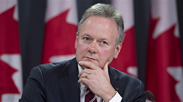 Le gouverneur de la Banque du Canada, Stephen Poloz, expliquant pourquoi l'institution a baissé son taux directeur.