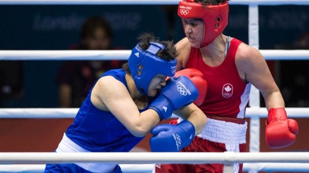 Mary Spencer, six fois championne canadienne, quatre fois championne aux Jeux Pan-Am  et deux fois championne mondiale. Elle est la première boxeuse amérindienne à participer à des Jeux olympiques, 2012 à Londres.