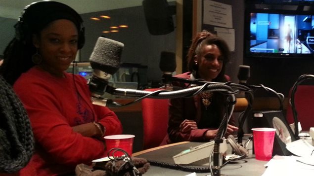 Jenny Salgado y Valéry Daure en el programa Désautel le dimanche de Radio Canadá.