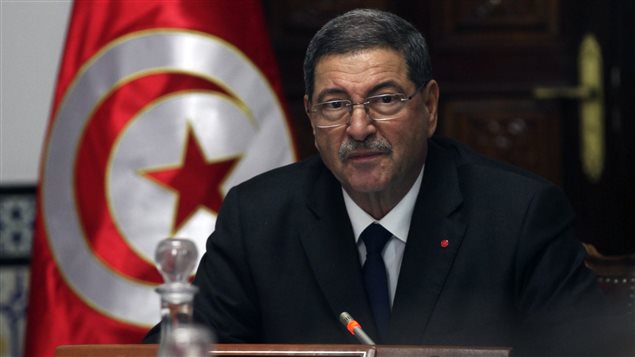رئيس الحكومة التونسية الجديدة الحبيب الصيد مترئساً أول اجتماع لحكومته اليوم في قصر الحكومة في تونس العاصمة
