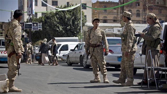 Guardias chiítas houthis.
