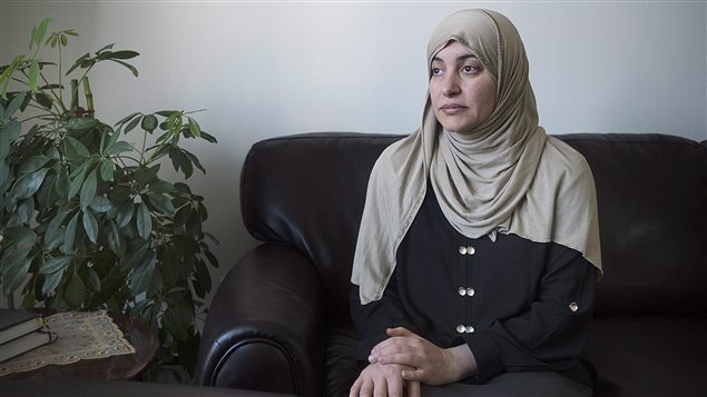 رانيا العلّول التي رفضت قاضية في محكمة كيبيك الاستماع لها لأنها ترتدي الحجاب