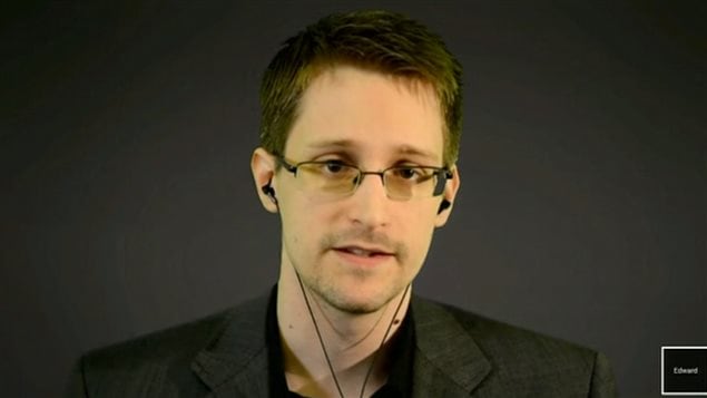 Edward Snowden en téléconférence