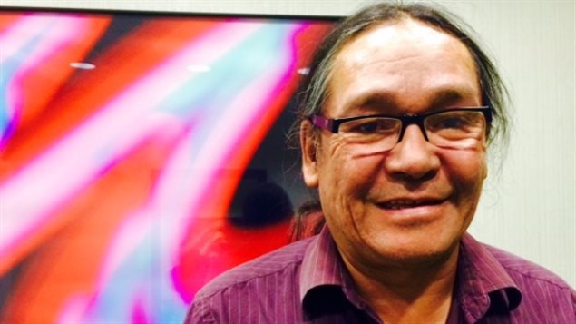 Martin Hervieux, un Innu de Pessamit et membre du comité Napeuat, est un des rares hommes autochtones qui s’implique dans la lutte à la violence familiale au sein des communautés autochtones du Québec