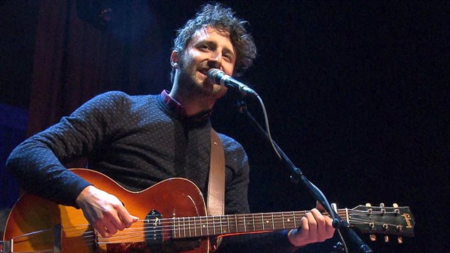 Louis-Jean Cormier, à Montréal en lumière, en 2014 Louis-Jean Cormier, à Montréal en lumière, en 2014