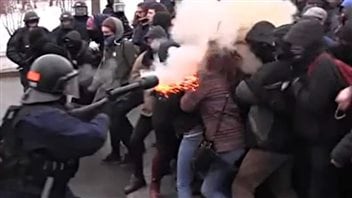 150327_n53wg_manif-quebec_6.jpg
