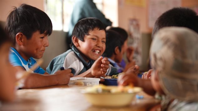 L'entreprise Earth Good a distribué plus de 500 000 repas aux enfants boliviens.