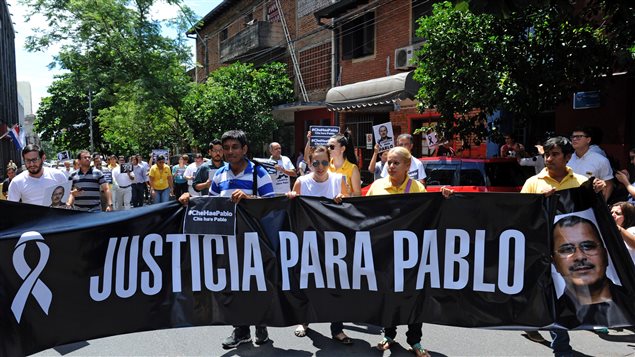 Periodistas paraguayos manifestaron el 6 de marzo pasado pidiendo la extradición de Vilmar Acosta Marques. 