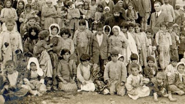 لاجئون أرمن في القدس عام 1918