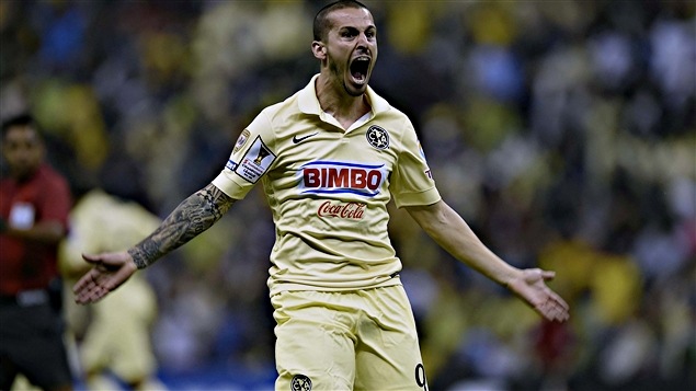 El argentino Dario Benedetto marcó 4 goles en la goleada 6 a 0 del América contra el Herediano de Costa Rica