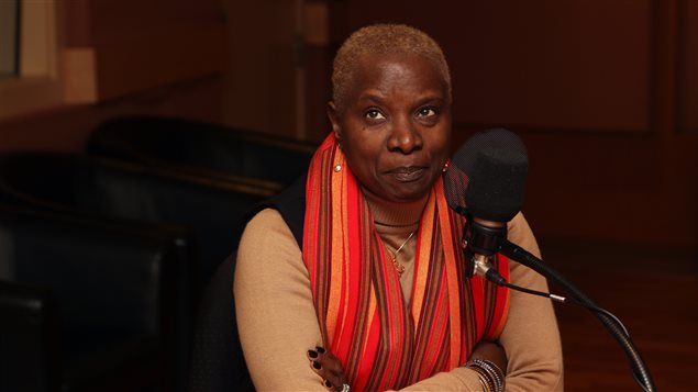 L’auteure-compositrice-interprète Angélique Kidjo L’auteure-compositrice-interprète Angélique Kidjo