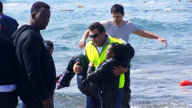 Des centaines de migrants ont péri cette fin de semaine en Méditerranée, au nord de la Libye en tentant d’atteindre les côtes italiennes. 