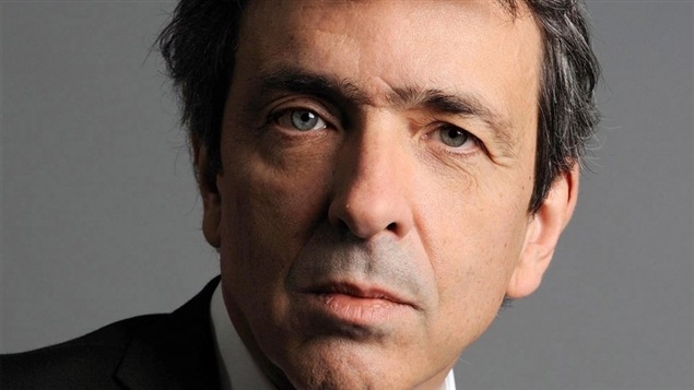 L'auteur de <em>Bravo</em, Régis Jauffret L'auteur de <em>Bravo</em, Régis Jauffret