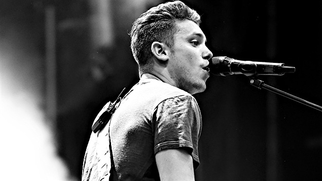 Le chanteur suisse Bastian Baker, 23 ans, entame une tournée au Québec. Le chanteur suisse Bastian Baker, 23 ans, entame une tournée au Québec.