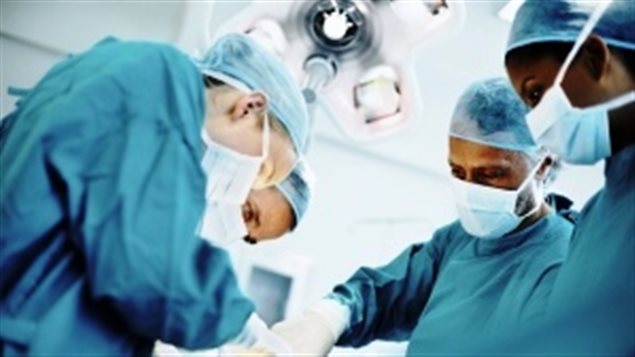Une chirurgie Une chirurgie