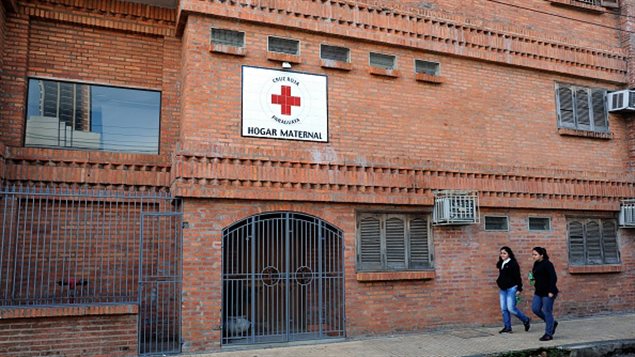 La menor está alojada en una clínica para jóvenes embarazadas en Asunción, la capital del país.