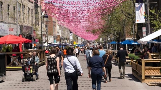 Montreal Opens Tourist Areas 24 7 – Rci 