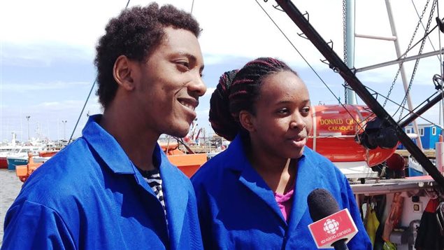 Étudiants africains travaillant chez Ichiboschi 