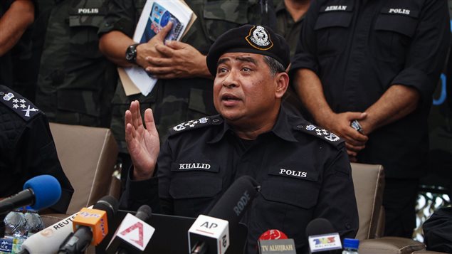 Khalid Abu Bakar,  jefe de la policía nacional de Malasia, en rueda de prensa. 