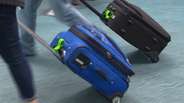 加航和西捷航空公司都表示不会变更机舱行李尺寸