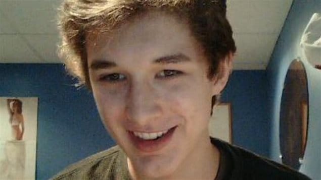 Police say Jeremy Cook did not know the people who killed him as he tried to get his cellphone back.