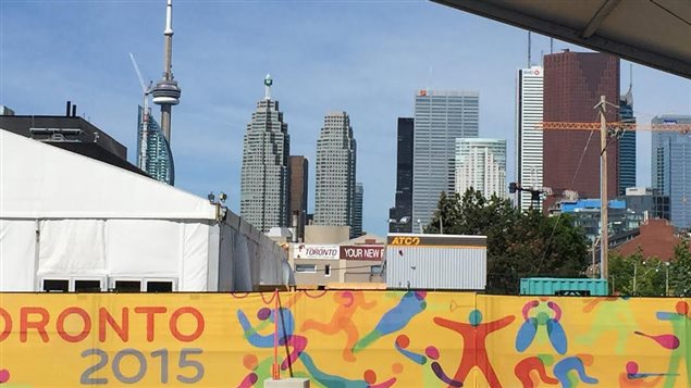 el centro de la ciudad de Toronto visto desde la ciudad de los atletas de los Juegos Panamericanos de 2015