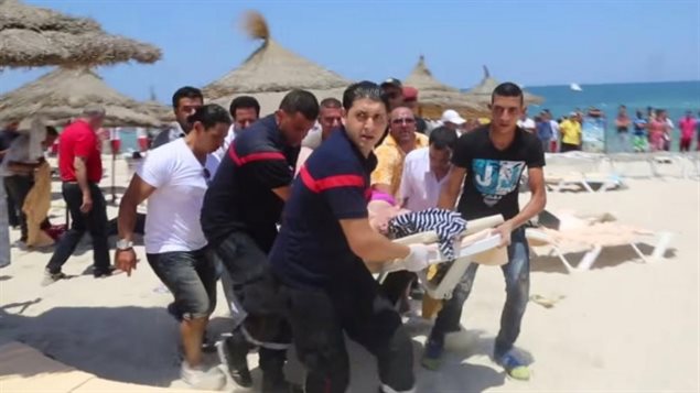 إجلاء الجرحى والقتلى