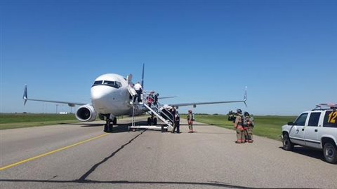 Les services d'urgence interviennent à l'aéroport de Saskatoon.
