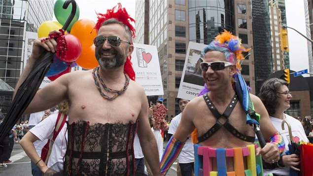 El desfile se realiza en diversas ciudades, pero el de Toronto es uno de los de mayor convocatoria.