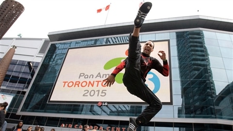 Toronto devenait vendredi de cette semaine l'hôte pendant plus deux semaines de la plus importante compétition sportive sans doute après les Jeux olympiques.