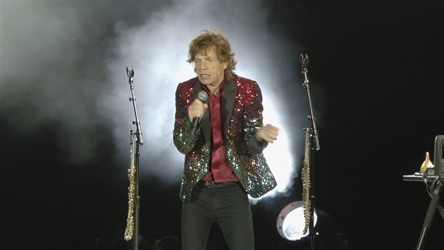 Mick Jagger en pleno despliegue de todo su talento y seducción.