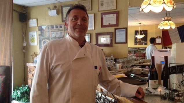 Gilles Le Patezour, chef du Café français, à Nanaimo