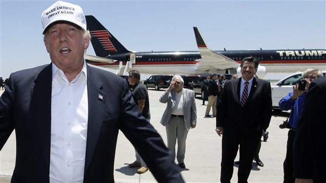 Donald Trump haciendo campaña en Laredo, en el sur de Texas.