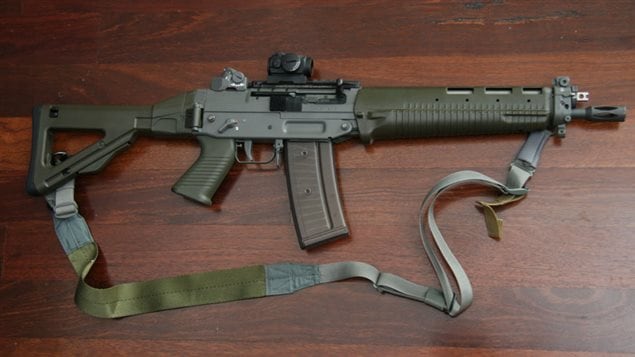 被解禁武器之一：Swiss Arms Classic Green