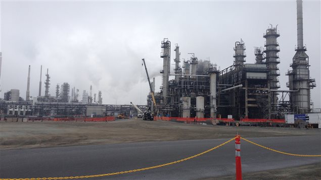 150820_f61df_irving-oil_sn635.jpg