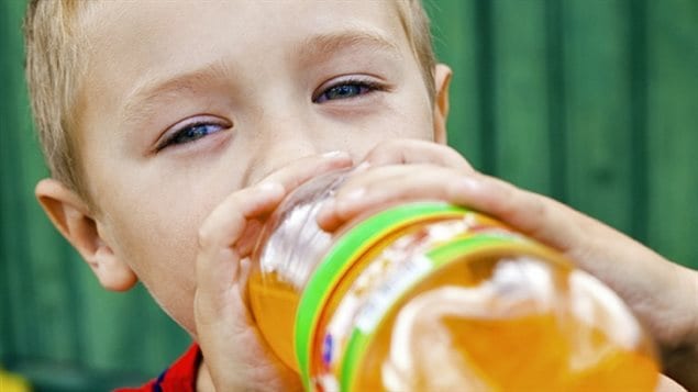 Sous forme liquide, il est très facile d’absorber de grandes quantités de sucre Sous forme liquide, il est très facile d’absorber de grandes quantités de sucre