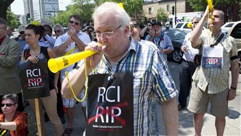 CBC employees and supporters protested an 80 per cent budget cut to Radio Canada International on June 20, 2012.