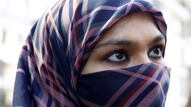 الباكستانيّة زنيرة اسحق مرتاحة لقرار المحكمة الفدراليّة السماح لها بوضع النقاب في مراسم أداء قسم الحصول على الجنسيّة الكنديّة
