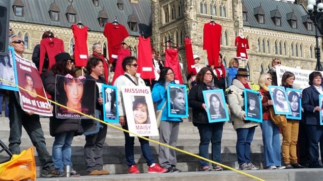 Manifestación en favor de la mujeres indígenas desaparecidas o asesinadas.