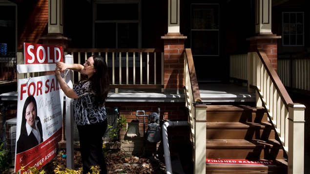 The "overheated" housing market in and around Toronto and southern Ontario, shows no signs of slowign down with prices increasing in the double digits, year over year