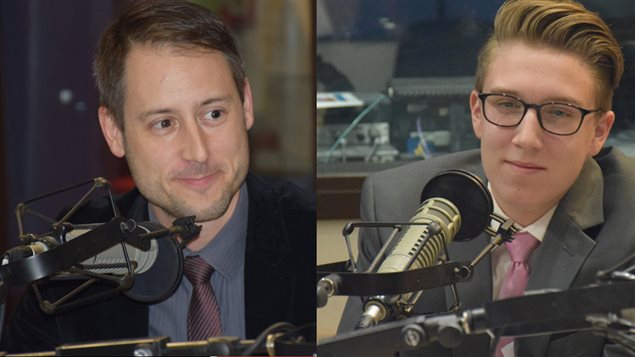 Étienne Camirand, enseignant à l’École secondaire publique Gisèle-Lalonde à Ottawa et Cédric Robinson, élève de 12e année Étienne Camirand, enseignant à l’École secondaire publique Gisèle-Lalonde à Ottawa et Cédric Robinson, élève de 12e année