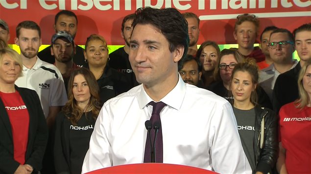 Le chef libéral, Justin Trudeau, a fait son premier arrêt de campagne de la journée à Hamilton, en Ontario.
