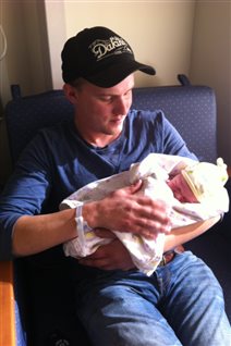 Tyler Olsen not only “caught” baby Gus but also used his pocket knife to rescue the baby from his amniotic sac. 