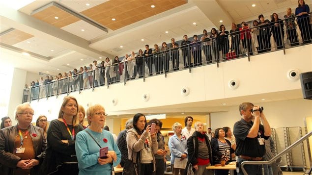 During Remembrance Day today, staff, patients, and visitors gathered at the MUHC cafeteria for the ceremony to commemorate the centenery of the poem