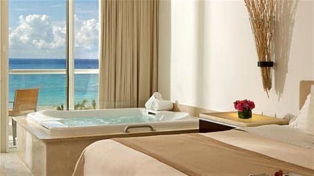Imagen promocional del sitio web del Hotel Playacar Palace de la Riviera Maya