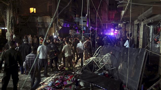 Del doble atentado de Beirut (en la foto), los ataques en Turquía y los homicidios diarios cometidos en sus zonas de control muestran claramente que el “primer enemigo” del autodenominado Estado Islámico son los musulmanes y, especialmente, los chiitas. 