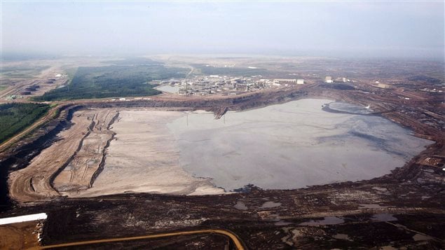Research confirmed in 2012 that water from Canada’s oilsands tailings ponds was leaching into groundwater and seeping into the Athabasca River.